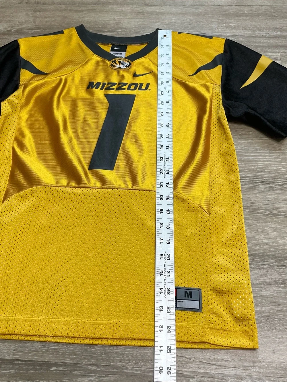 Missouri Tigers Mizzou Football Jersey Nike Gold Short Sleeve Boys Youth Size M